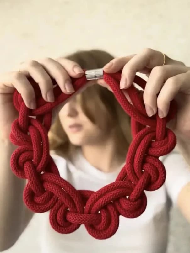 Voluminous Necklace